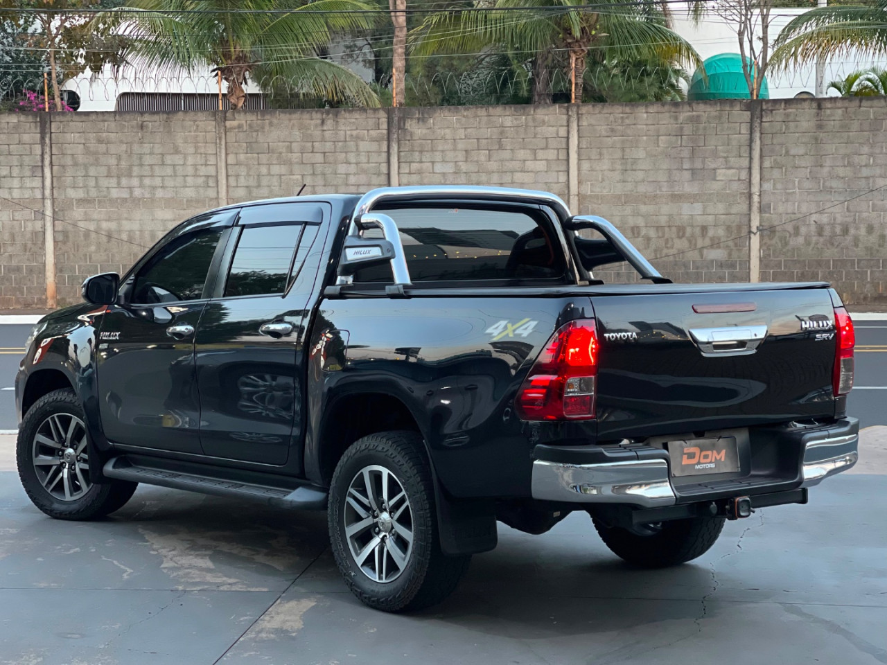 TOYOTA Hilux Caminhonete 2.7 16V 4P SRV FLEX 4X4  CABINE DUPLA AUTOMÁTICO