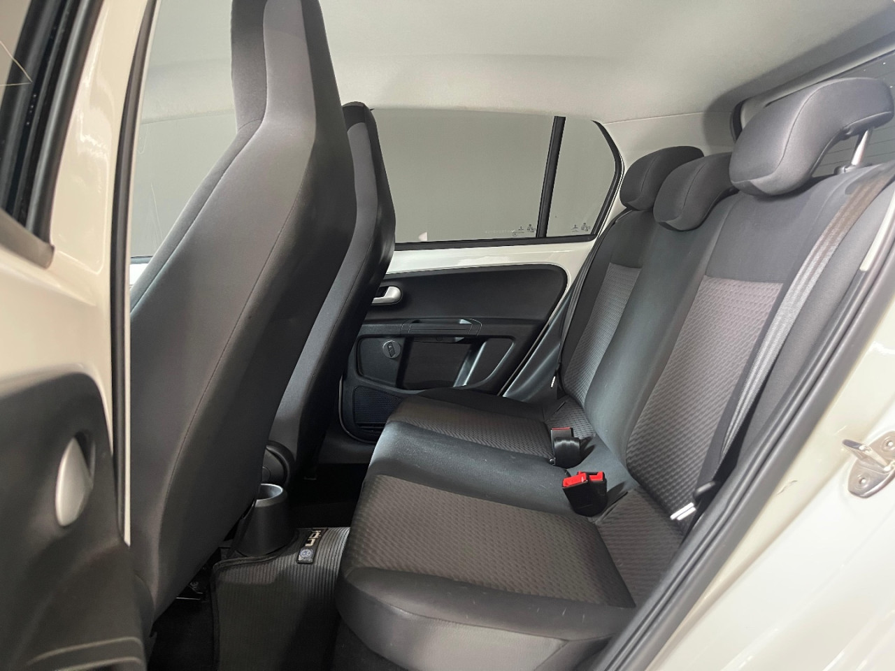 VOLKSWAGEN UP 1.0 12V 4P FLEX MOVE UP AUTOMATIZADO