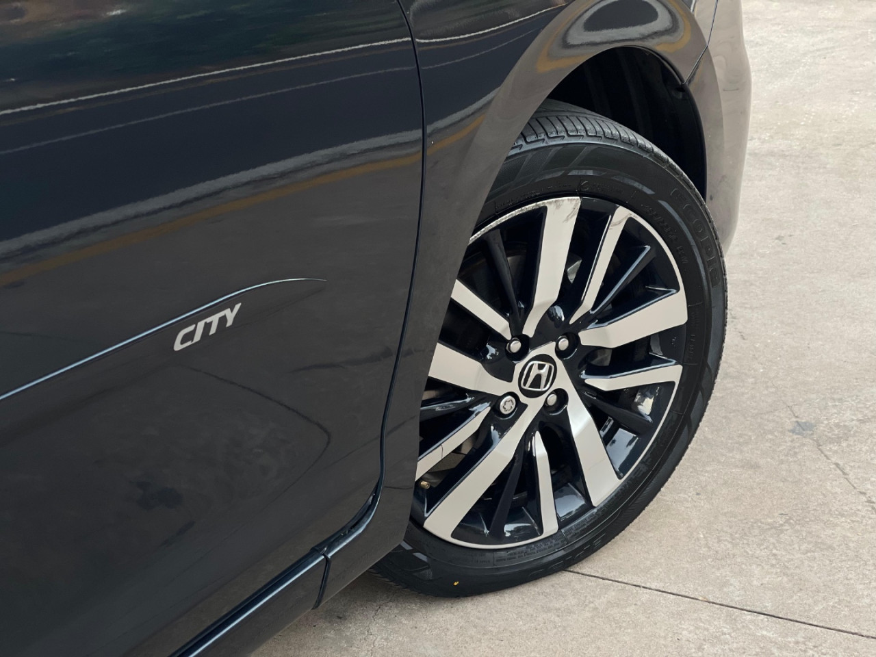 HONDA City Hatch 1.5 16V 4P FLEX EXL AUTOMÁTICO CVT