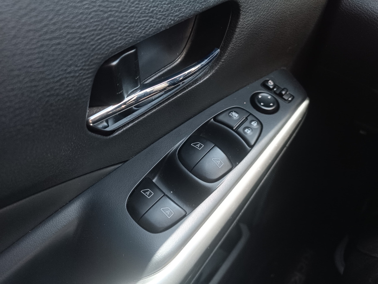 NISSAN Kicks 1.6 16V 4P FLEXSTART EXCLUSIVE XTRONIC AUTOMÁTICO CVT