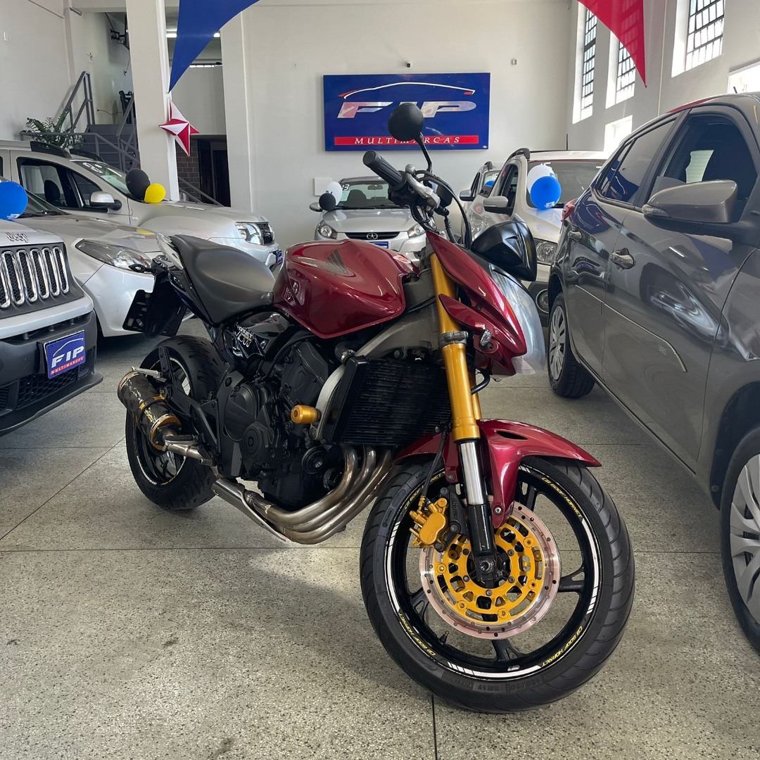 CB 600 F HORNET SEM ABS