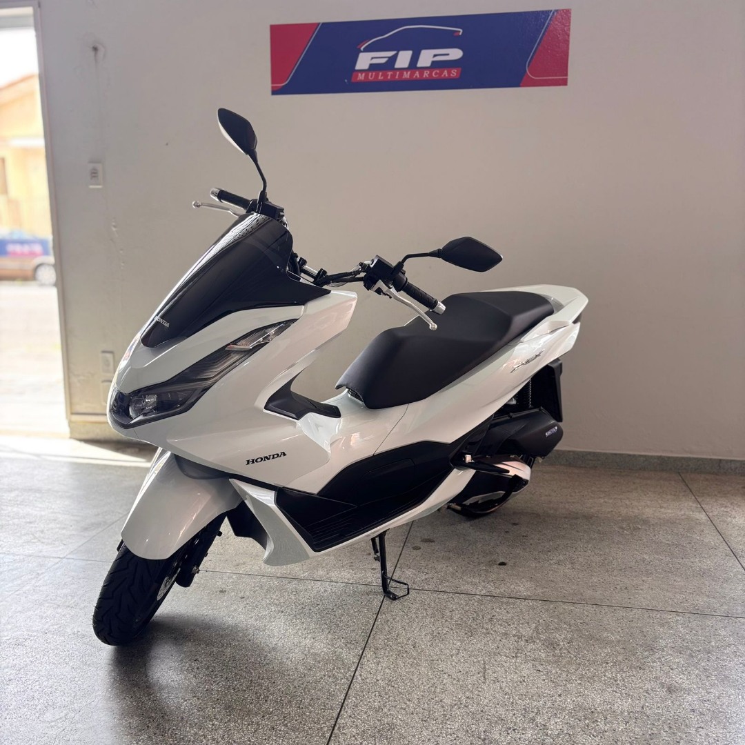 HONDA PCX 160 -- Selecione --