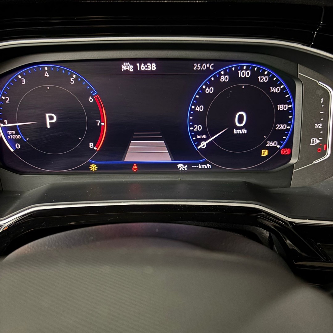 VOLKSWAGEN Nivus 1.0 4P FLEX 200 TSI HIGHLINE TURBO AUTOMÁTICO