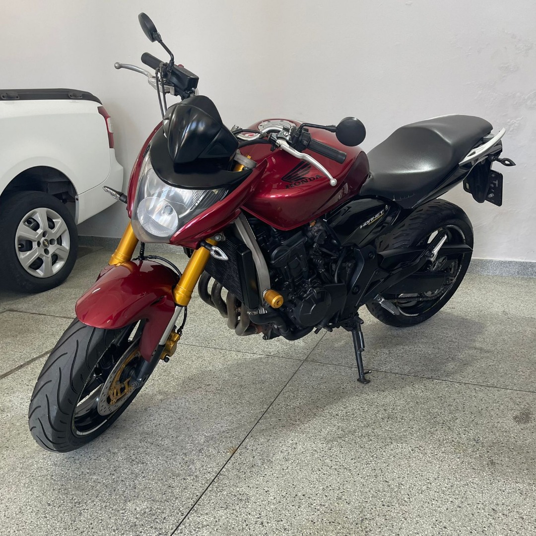 CB 600 F HORNET SEM ABS