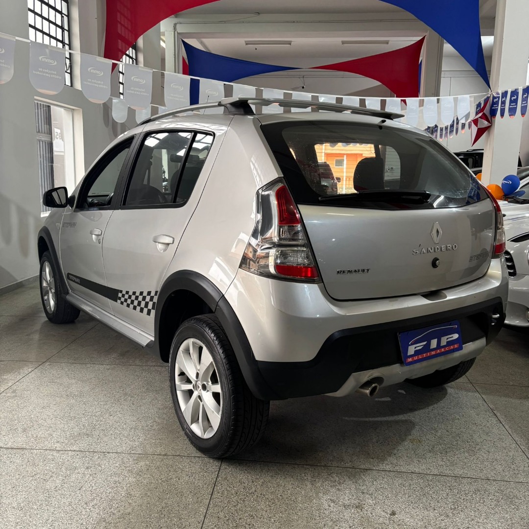 Sandero 1.6 16V 4P FLEX STEPWAY AUTOMÁTICO