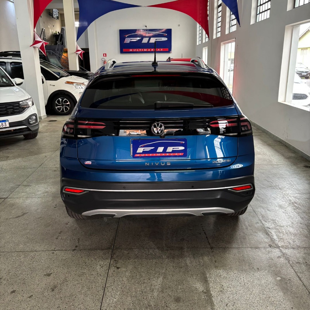 VOLKSWAGEN Nivus 1.0 4P FLEX 200 TSI HIGHLINE TURBO AUTOMÁTICO