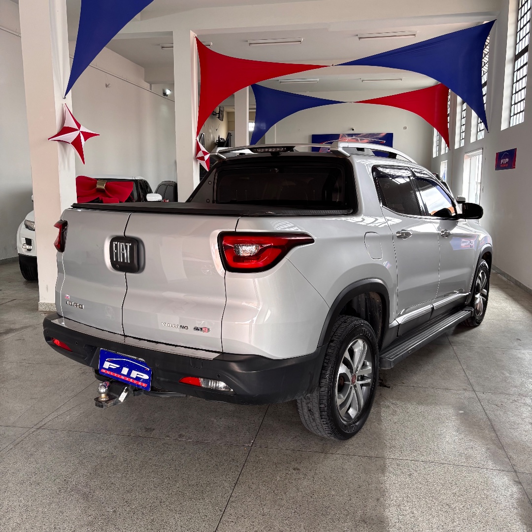 FIAT Toro 2.0 16V 4P VOLCANO 4WD TURBO DIESEL AUTOMÁTICO