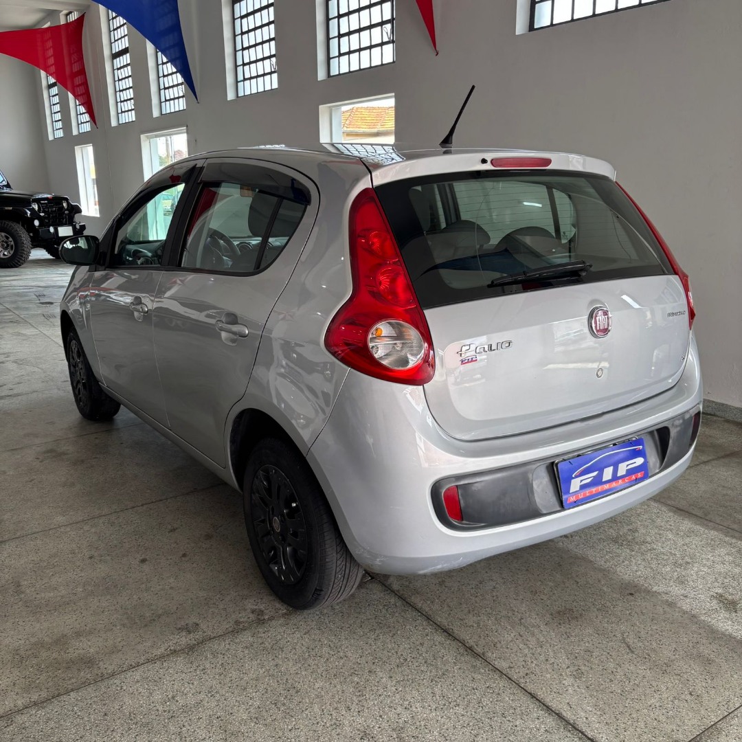 FIAT Palio 1.4 4P FLEX ATTRACTIVE