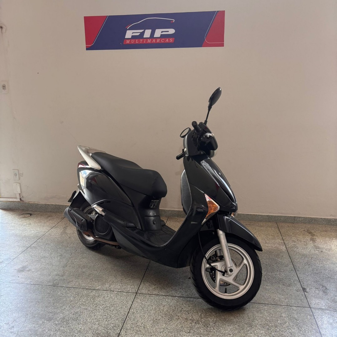 HONDA Lead 110 Modelo sem Versão