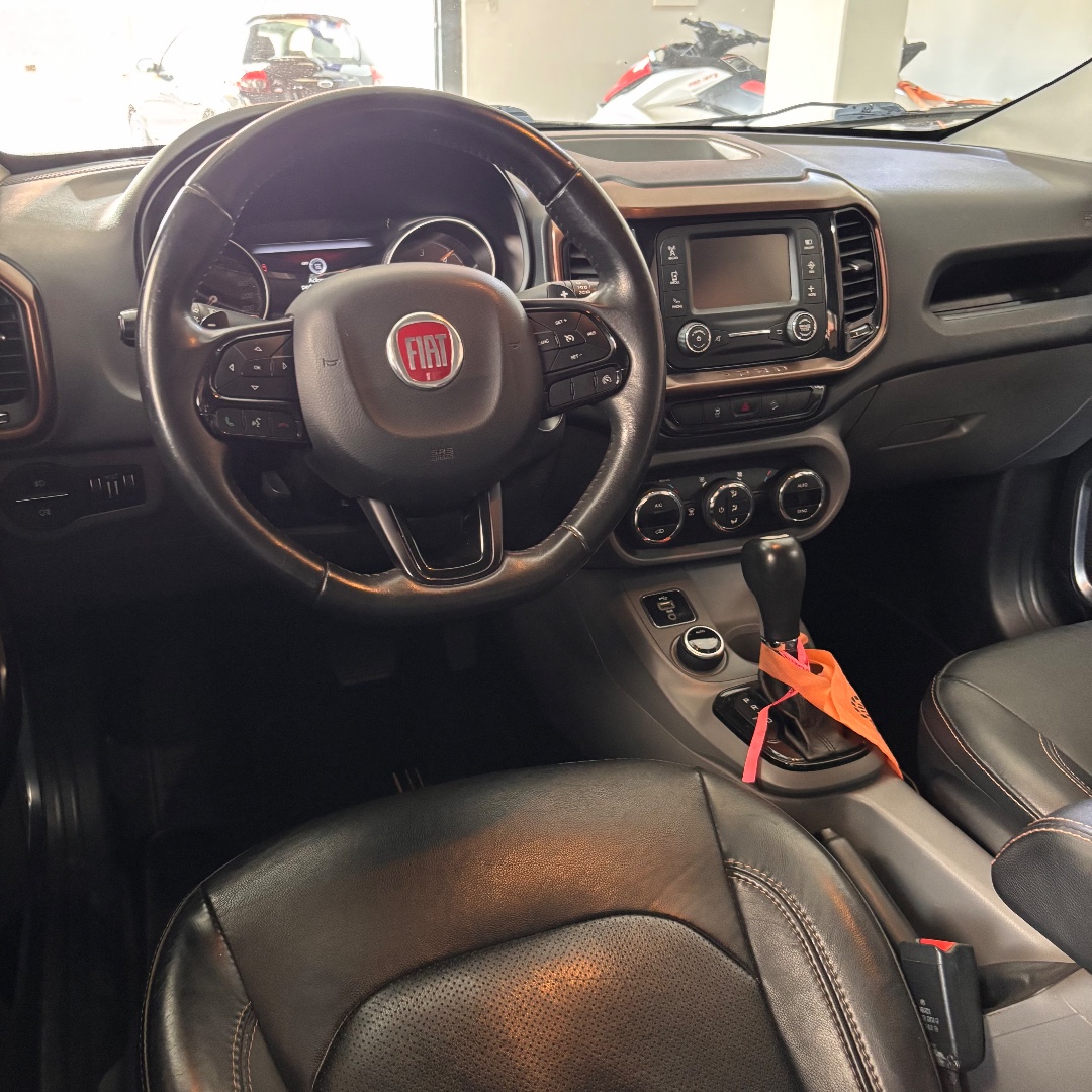 FIAT Toro 2.0 16V 4P VOLCANO 4WD TURBO DIESEL AUTOMÁTICO