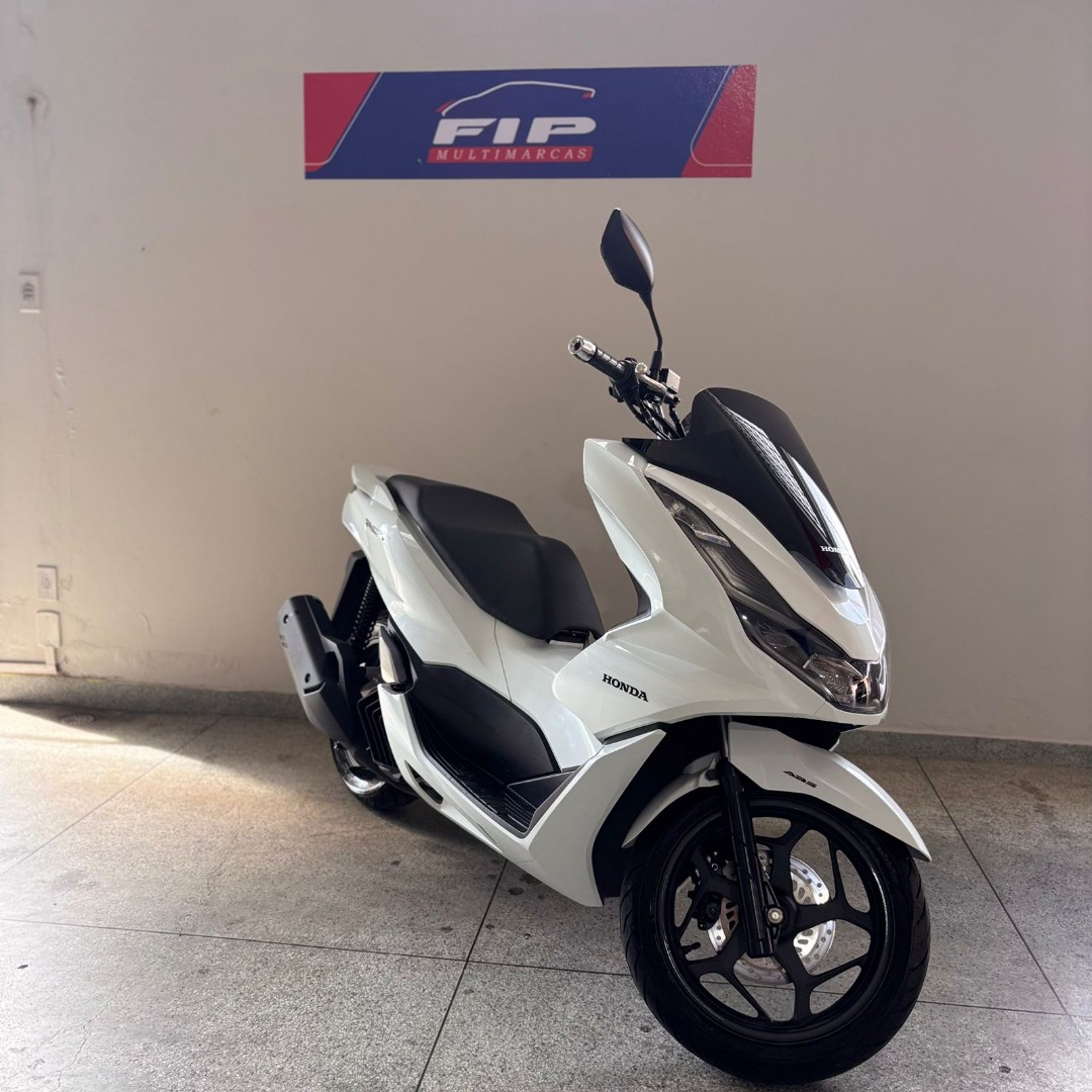 HONDA PCX 160 -- Selecione --