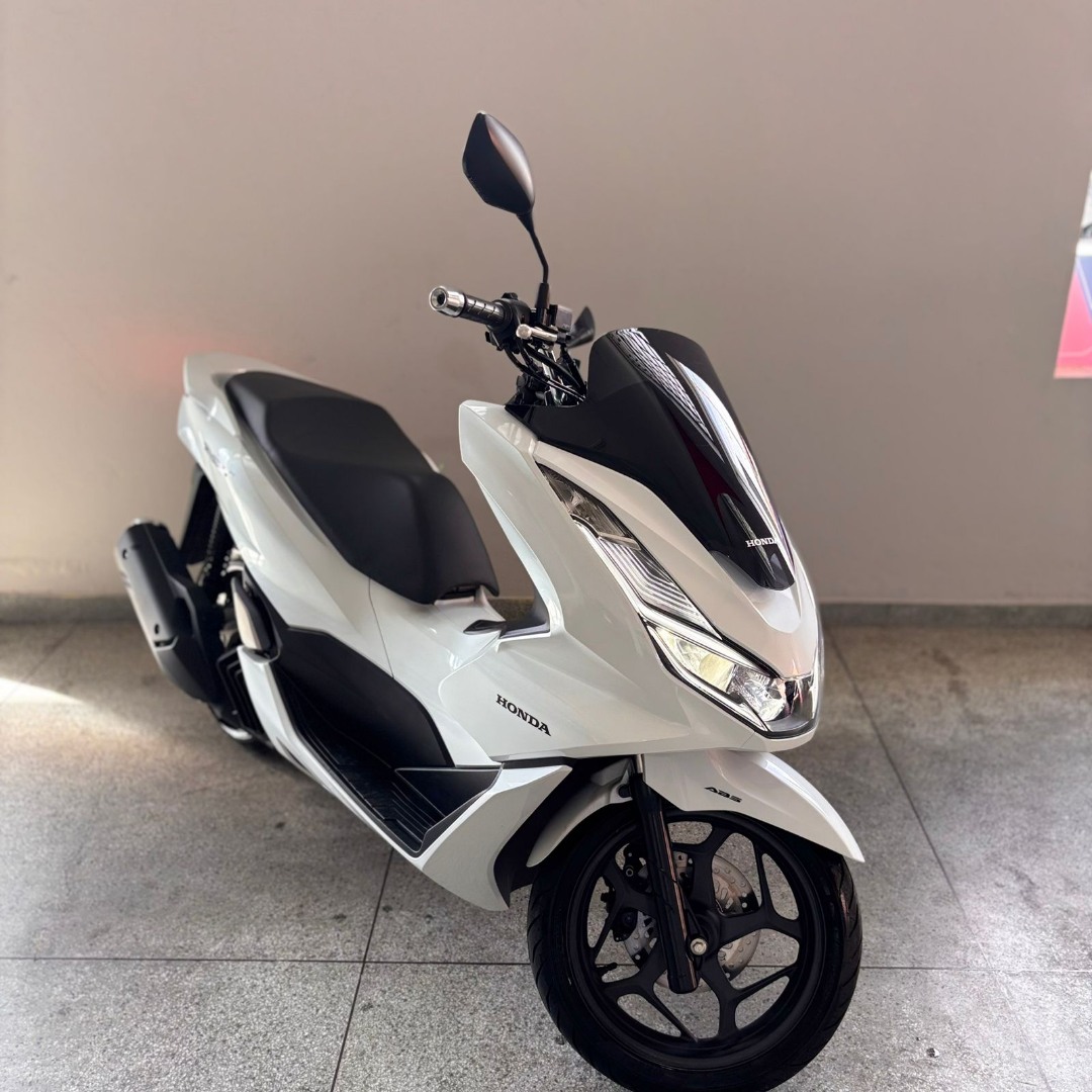 HONDA PCX 160 -- Selecione --