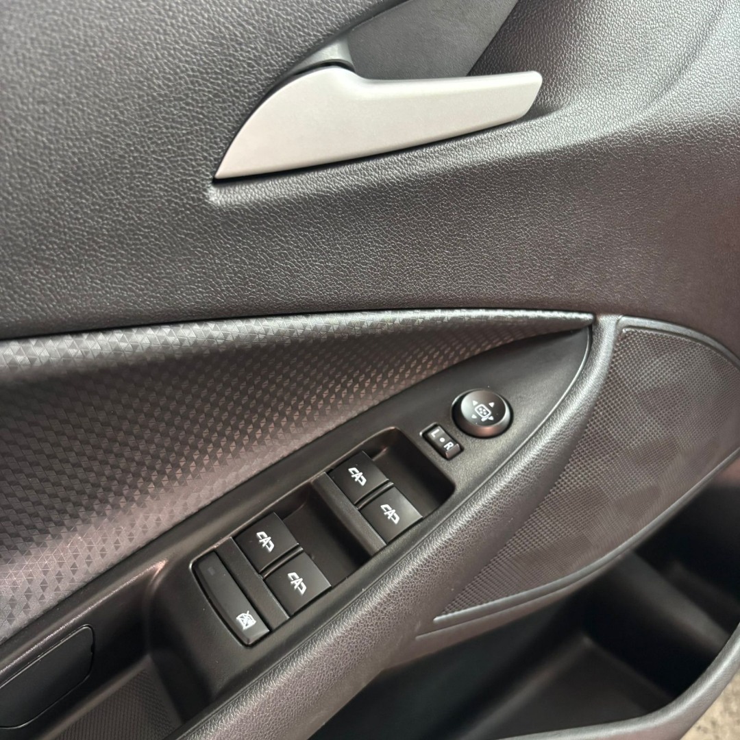 CHEVROLET Onix Hatch 1.0 12V 4P FLEX LT