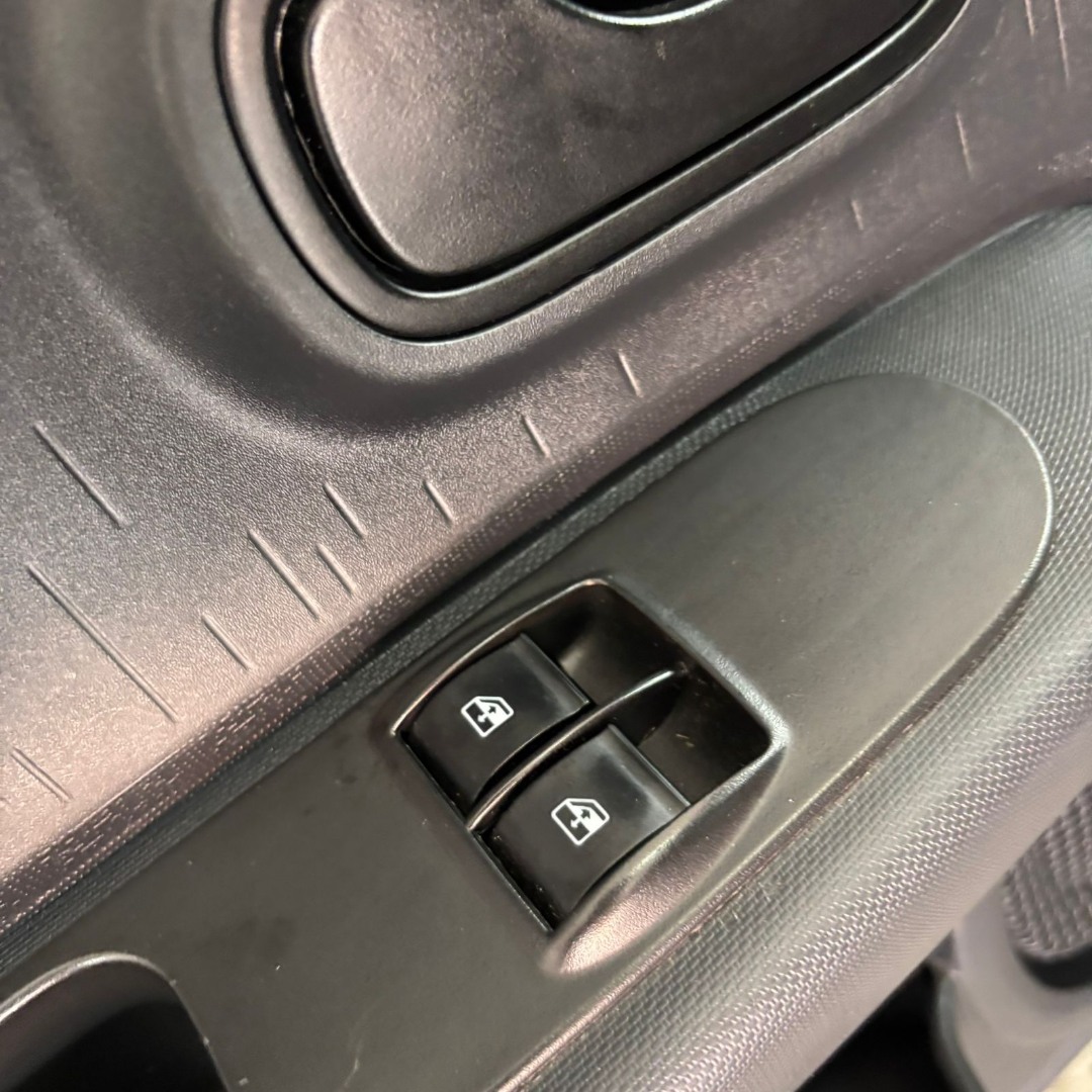 FIAT Mobi 1.0 4P FLEX EVO LIKE FIAT Mobi 1.0 4P FLEX EVO LIKE