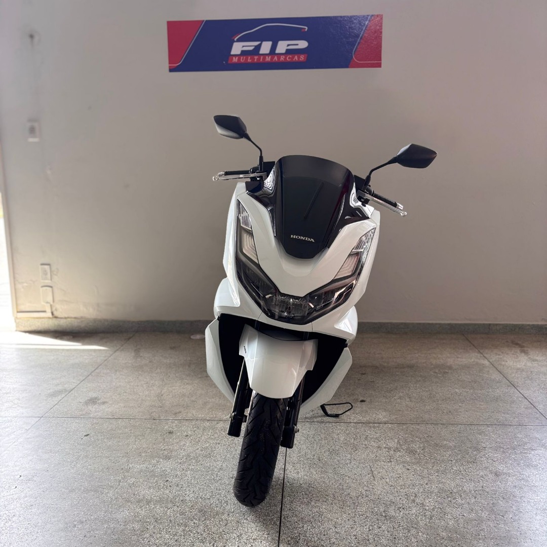 HONDA PCX 160 -- Selecione --