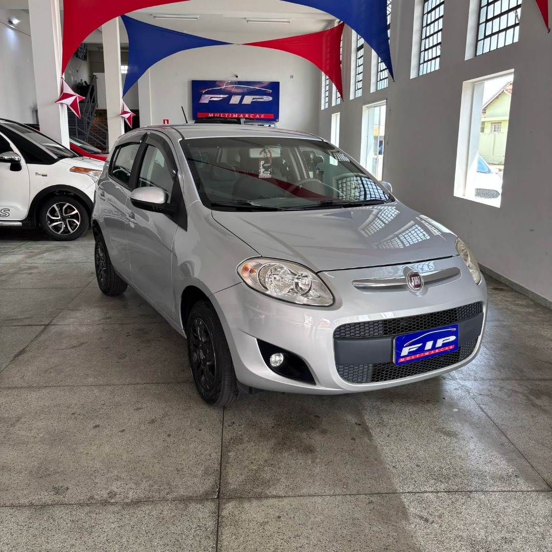 FIAT Palio 1.4 4P FLEX ATTRACTIVE