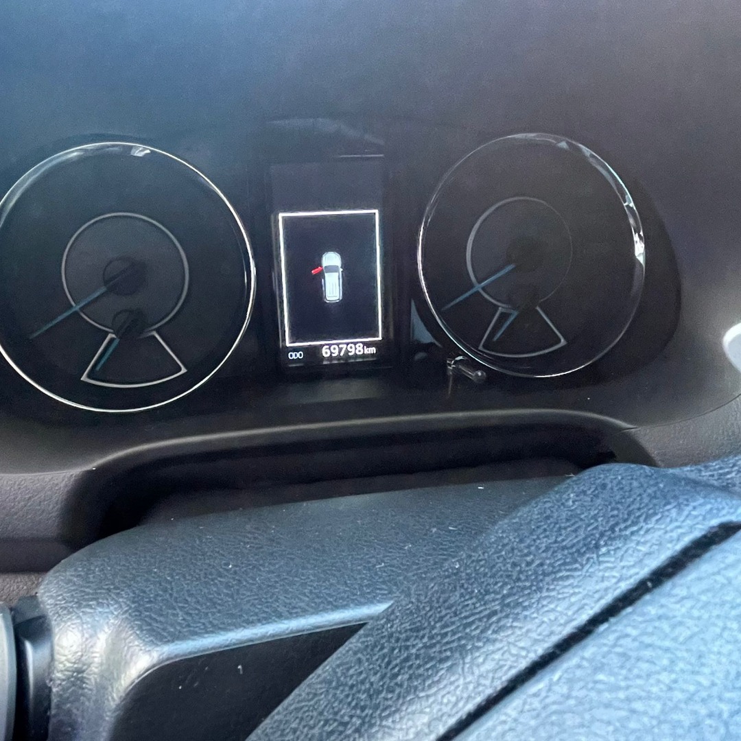 TOYOTA Hilux SW4 2.8 16V 4P SRX 4X4 7 LUGARES TURBO DIESEL AUTOMÁTICO