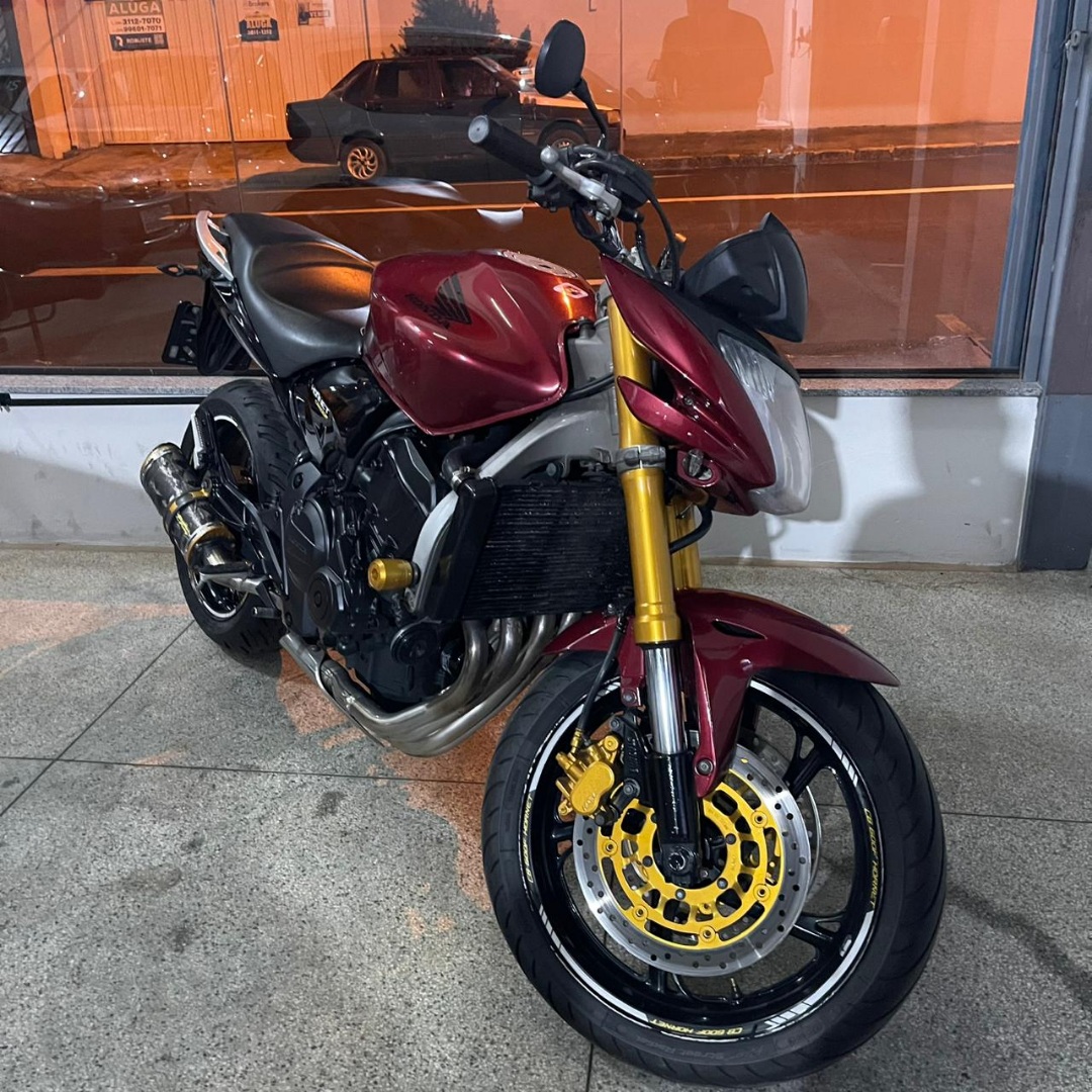 CB 600 F HORNET SEM ABS