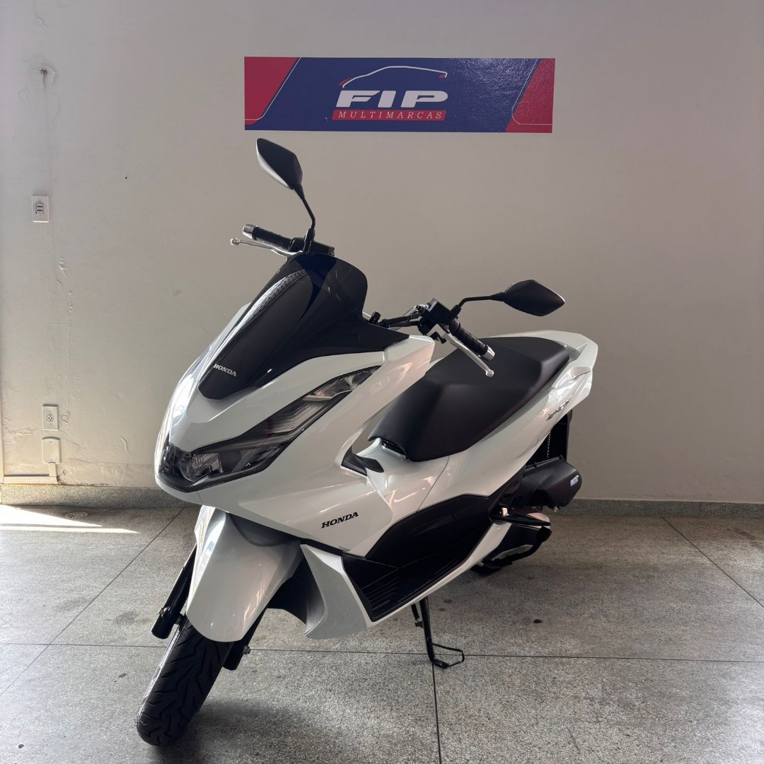 HONDA PCX 160 -- Selecione --