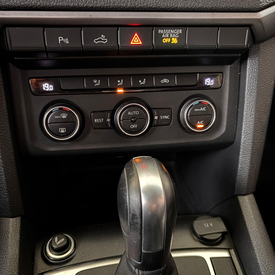 VOLKSWAGEN Amarok 2.0 16V 4X4 CABINE DUPLA COMFORTLINE TURBO INTERCOOLER AUTOMÁTICO