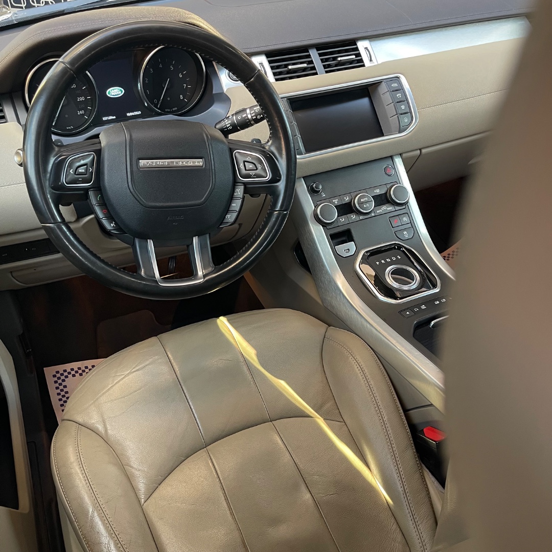 Range Rover Evoque 2.0 16V 4P SE 4WD DYNAMIC AUTOMÁTICO