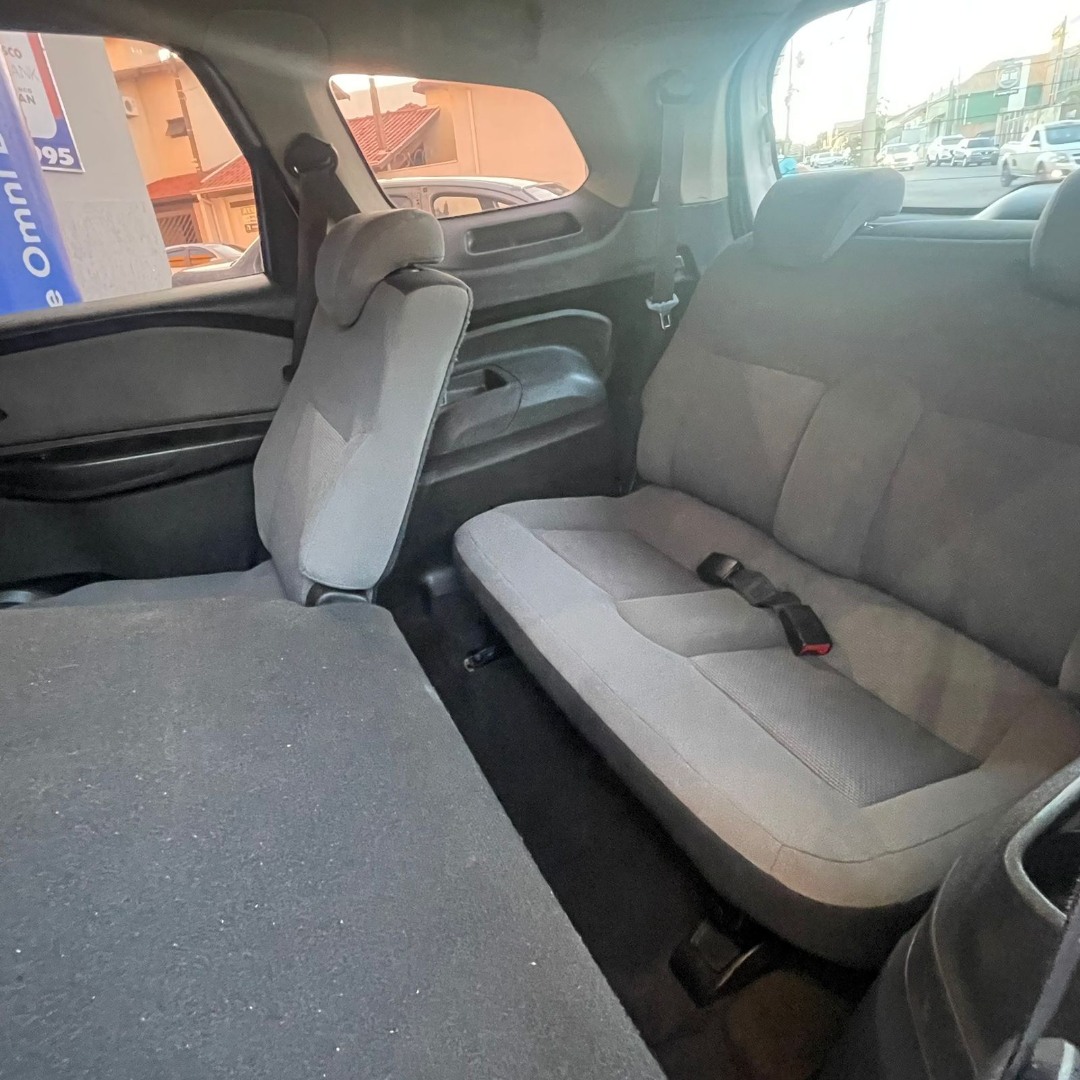 CHEVROLET Spin 1.8 4P FLEX LTZ 7 LUGARES AUTOMÁTICO CHEVROLET Spin 1.8 4P FLEX LTZ 7 LUGARES AUTOMÁTICO