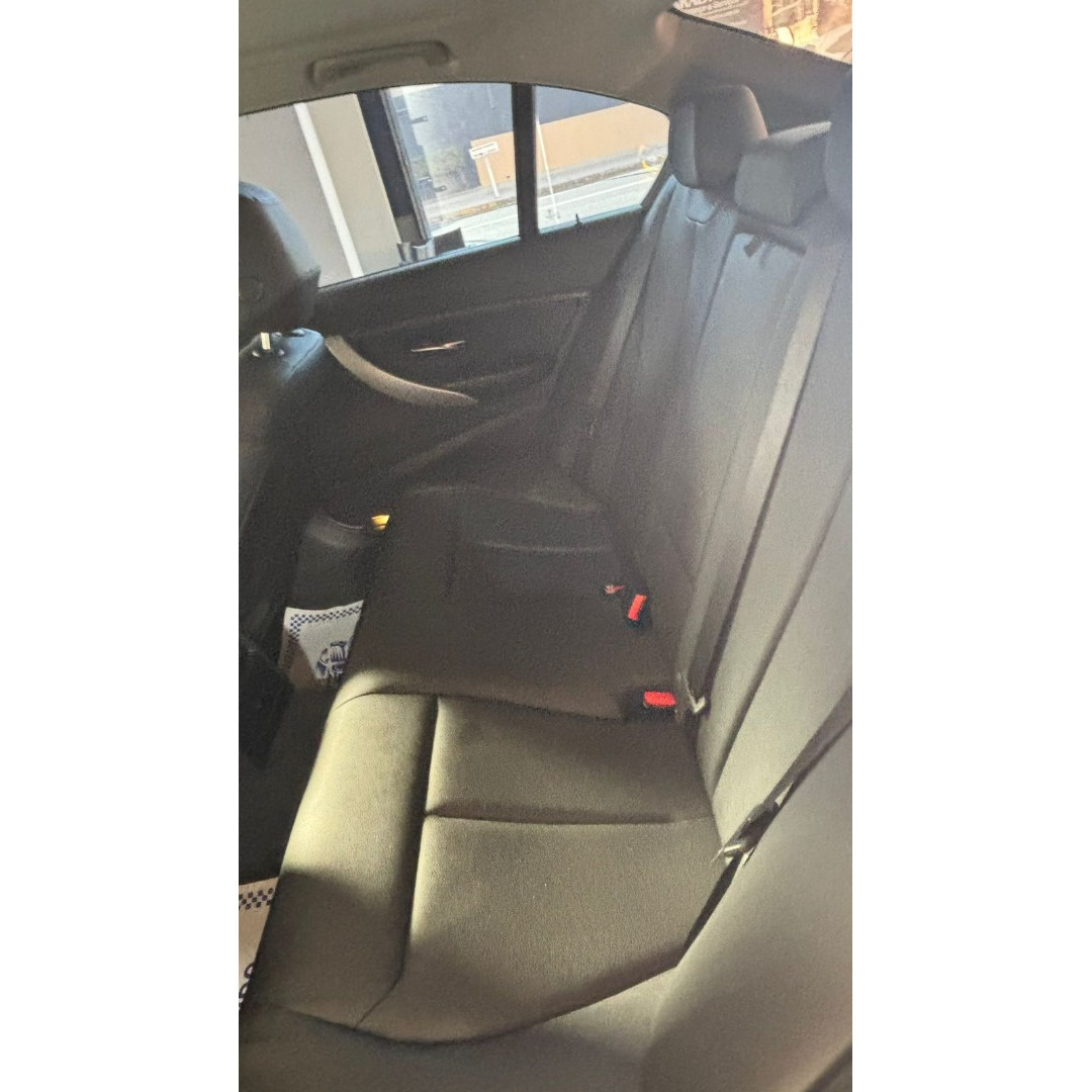 BMW 320I 2.0 16V 4P ACTIVE TURBO AUTOMÁTICO BMW 320I 2.0 16V 4P ACTIVE TURBO AUTOMÁTICO