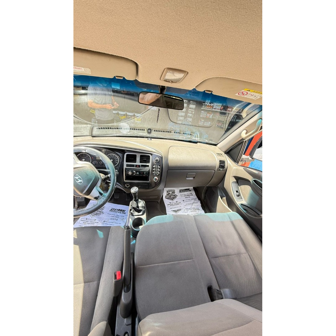 HYUNDAI HR 2.5 TCI HD DIESEL CARROCERIA DE MADEIRA