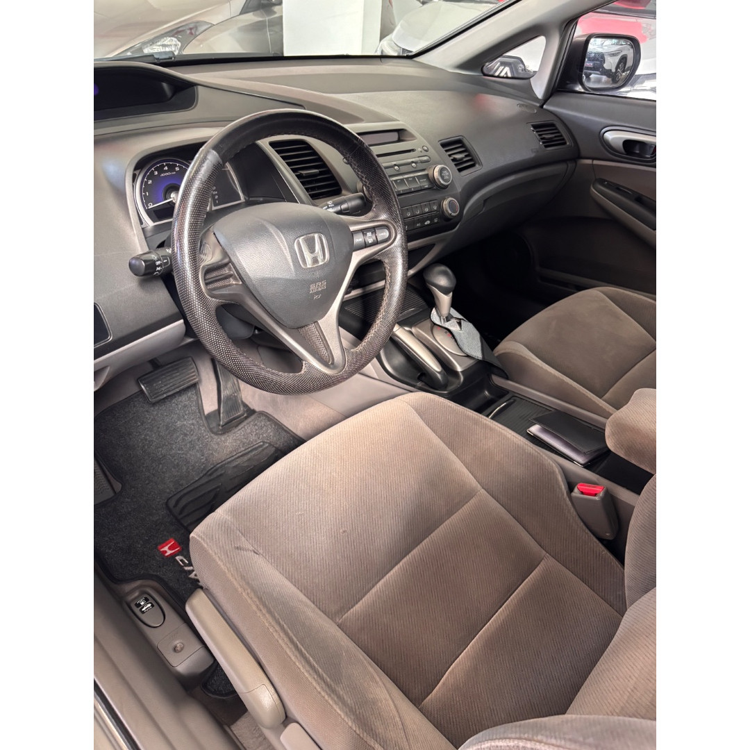HONDA Civic 1.8 16V 4P LXS AUTOMÁTICO