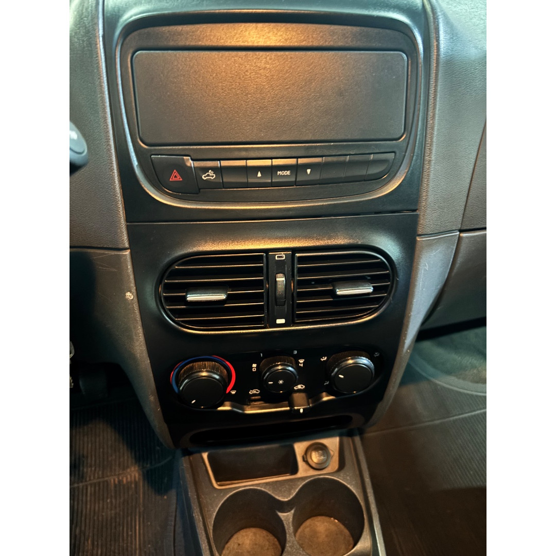 FIAT Strada 1.4 FLEX HARD WORKING CABINE DUPLA