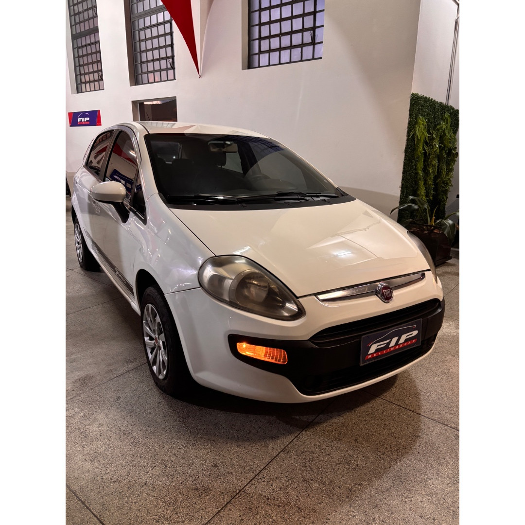 FIAT Punto 1.4 4P ATTRACTIVE FLEX