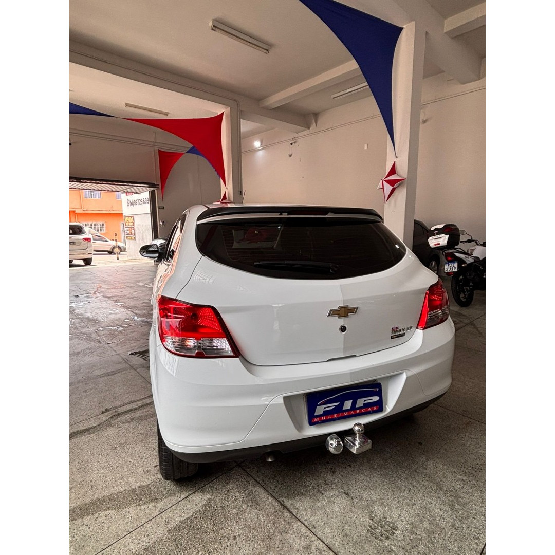 CHEVROLET Onix Hatch 1.0 4P FLEX LT