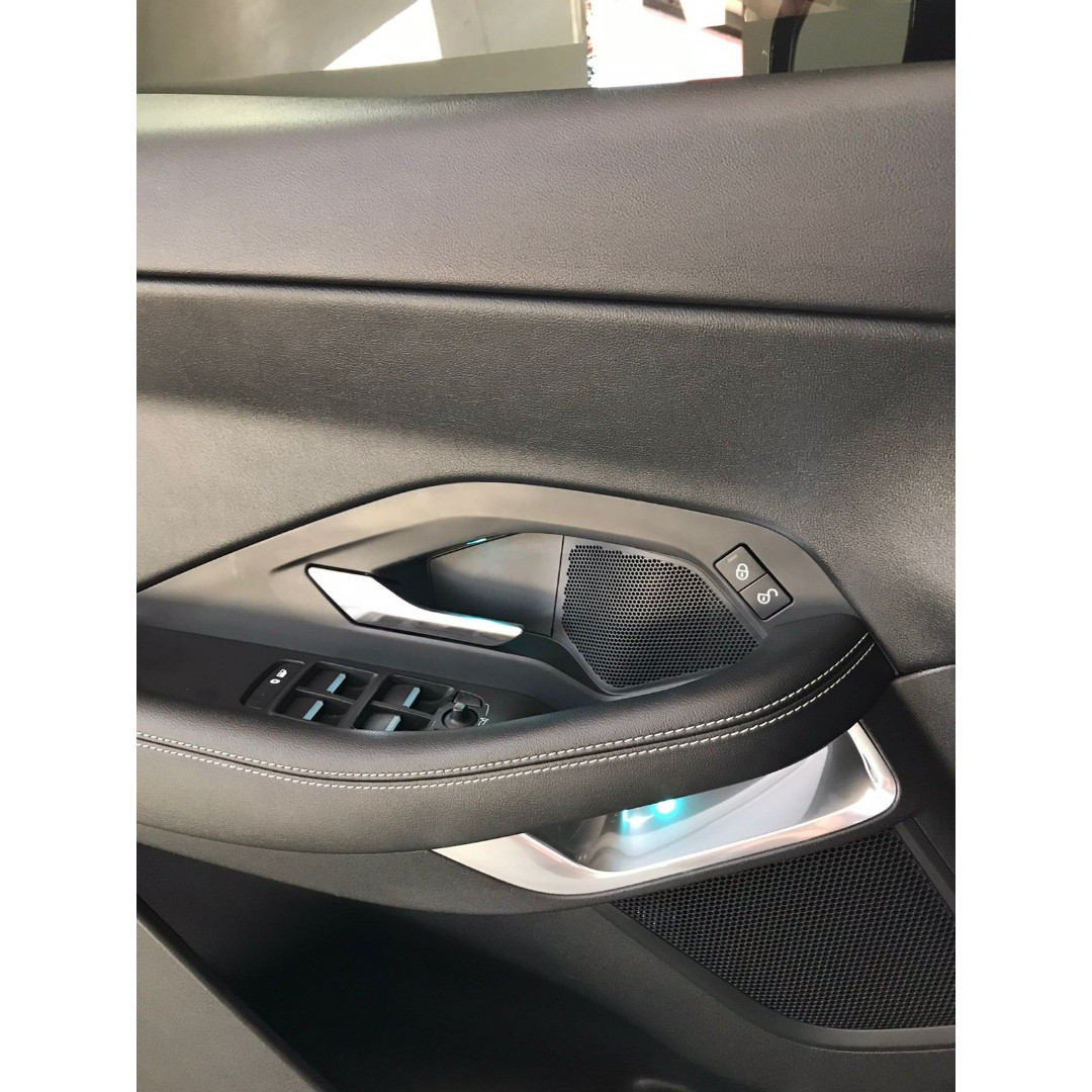 JAGUAR E-Pace 2.0 16V 4P P300 R-DYNAMIC S AWD TURBO AUTOMÁTICO