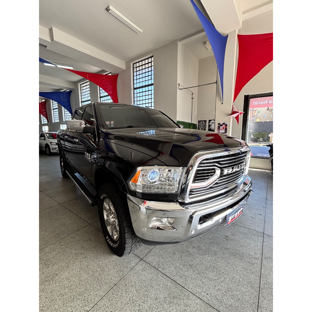 RAM 2500 6.7 I6 24V SLT CABINE DUPLA TURBO DIESEL LARAMIE 4X4 AUTOMÁTICO
