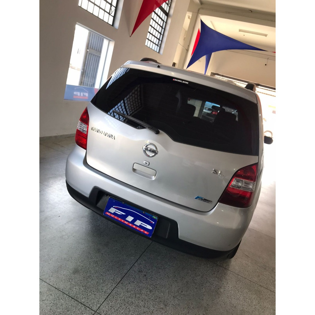 NISSAN Grand Livina 1.8 16V 4P SL FLEX AUTOMÁTICO