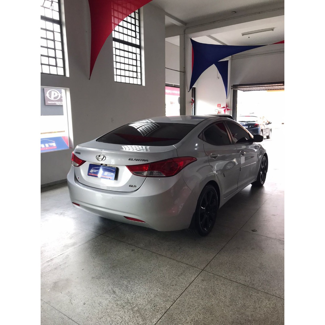 HYUNDAI Elantra 1.8 16V 4P GLS AUTOMÁTICO