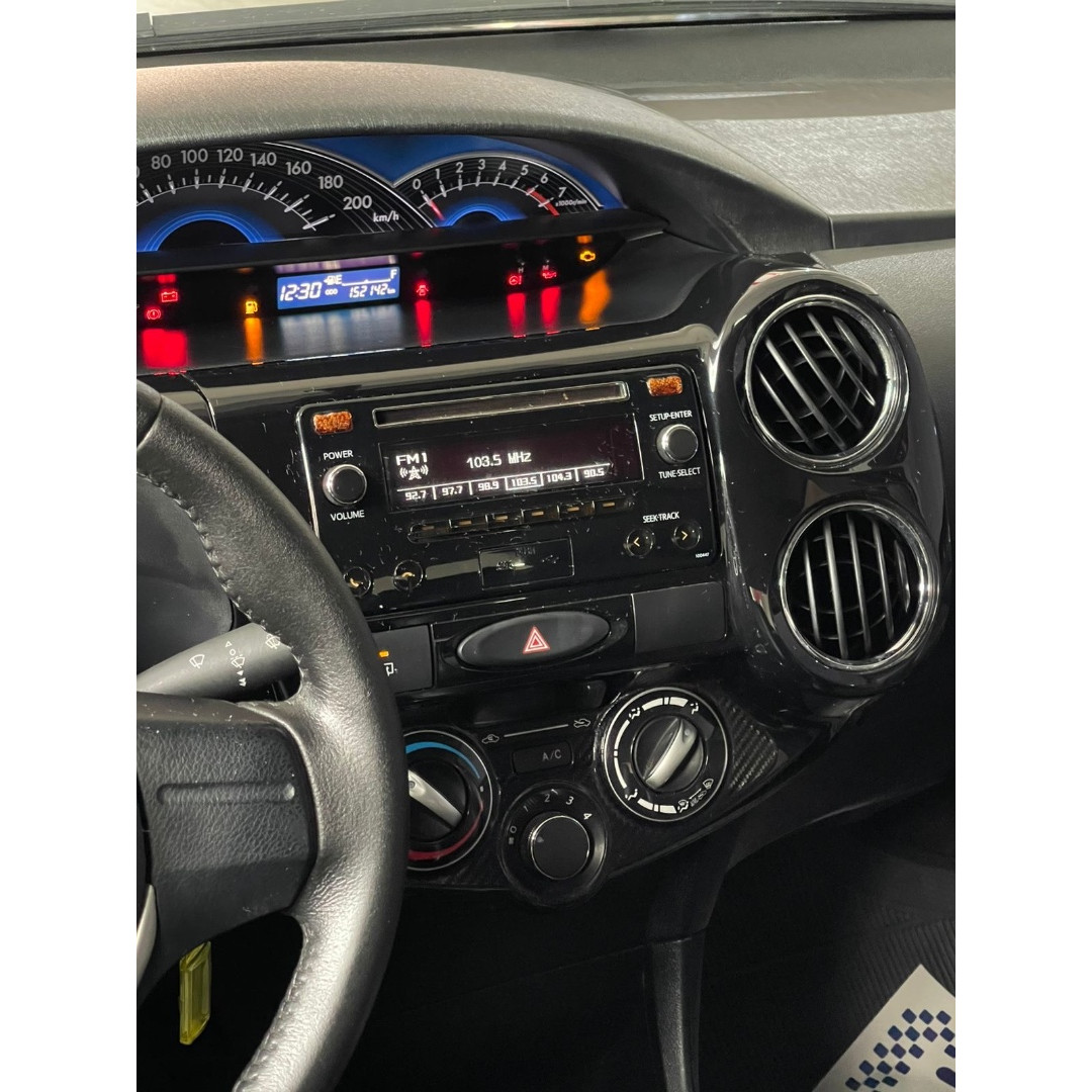 TOYOTA Etios Sedan 1.5 16V 4P FLEX XS