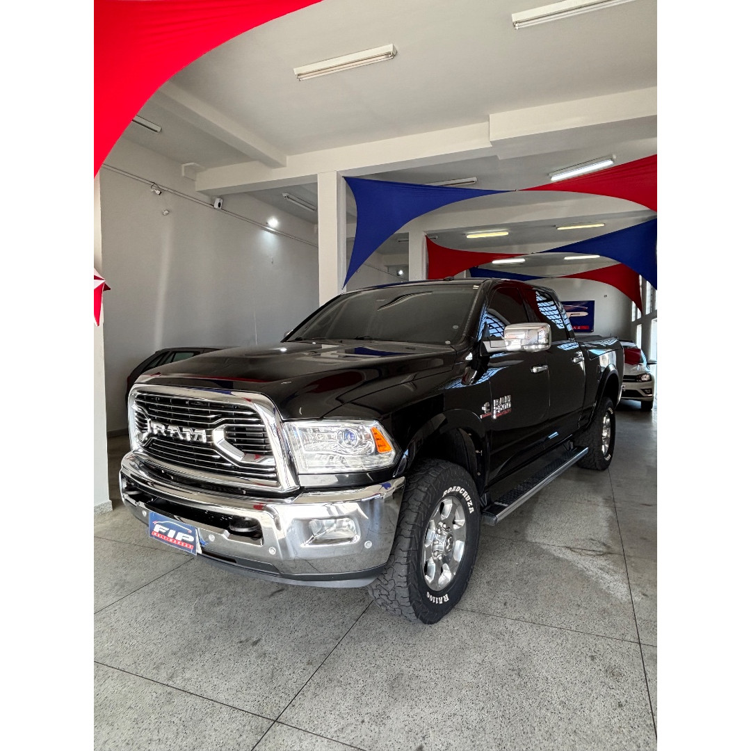 2500 6.7 I6 24V SLT CABINE DUPLA TURBO DIESEL LARAMIE 4X4 AUTOMÁTICO