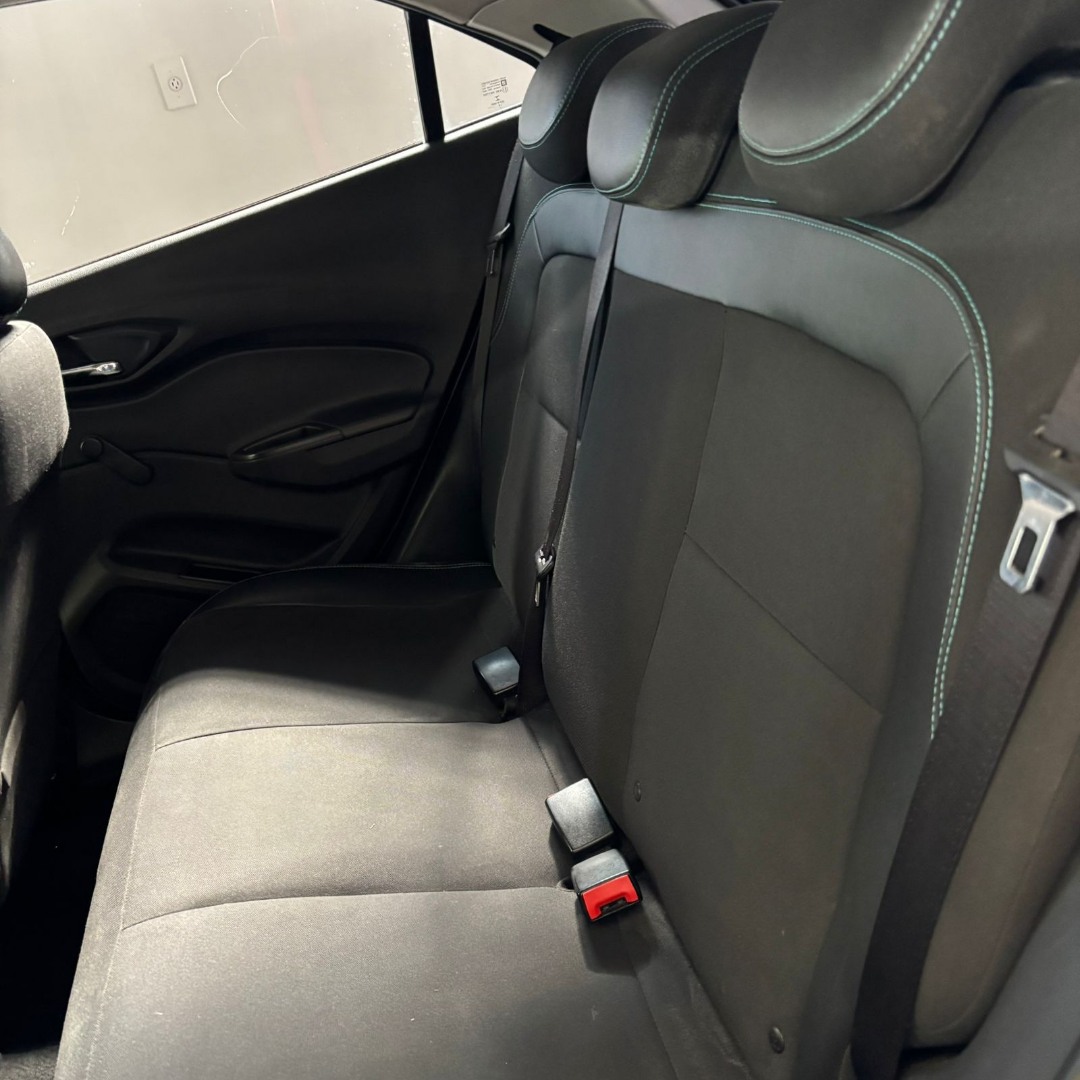 CHEVROLET Onix Hatch 1.4 4P FLEX LT AUTOMÁTICO