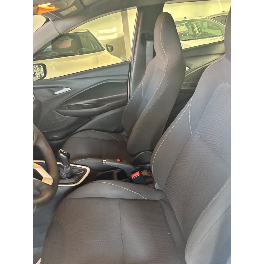 CHEVROLET Onix Hatch 1.0 4P FLEX LT2