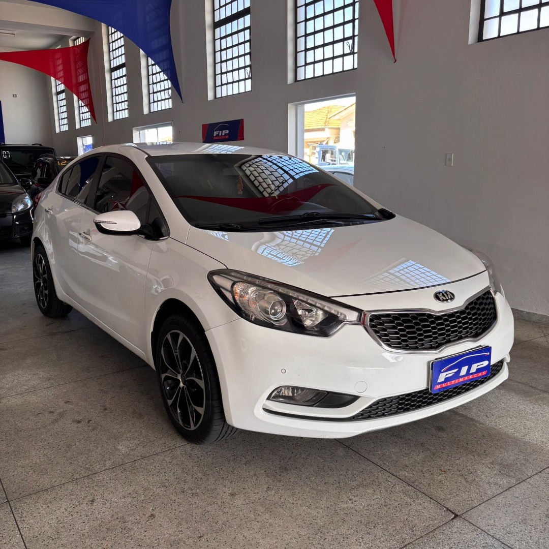KIA Cerato Sedan 1.6 16V 4P SX AUTOMÁTICO