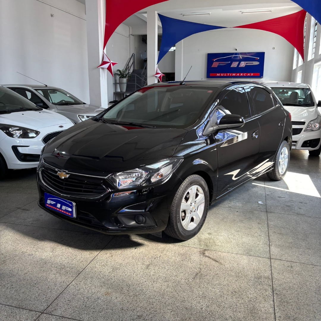 CHEVROLET Onix Hatch 1.4 4P FLEX LT AUTOMÁTICO