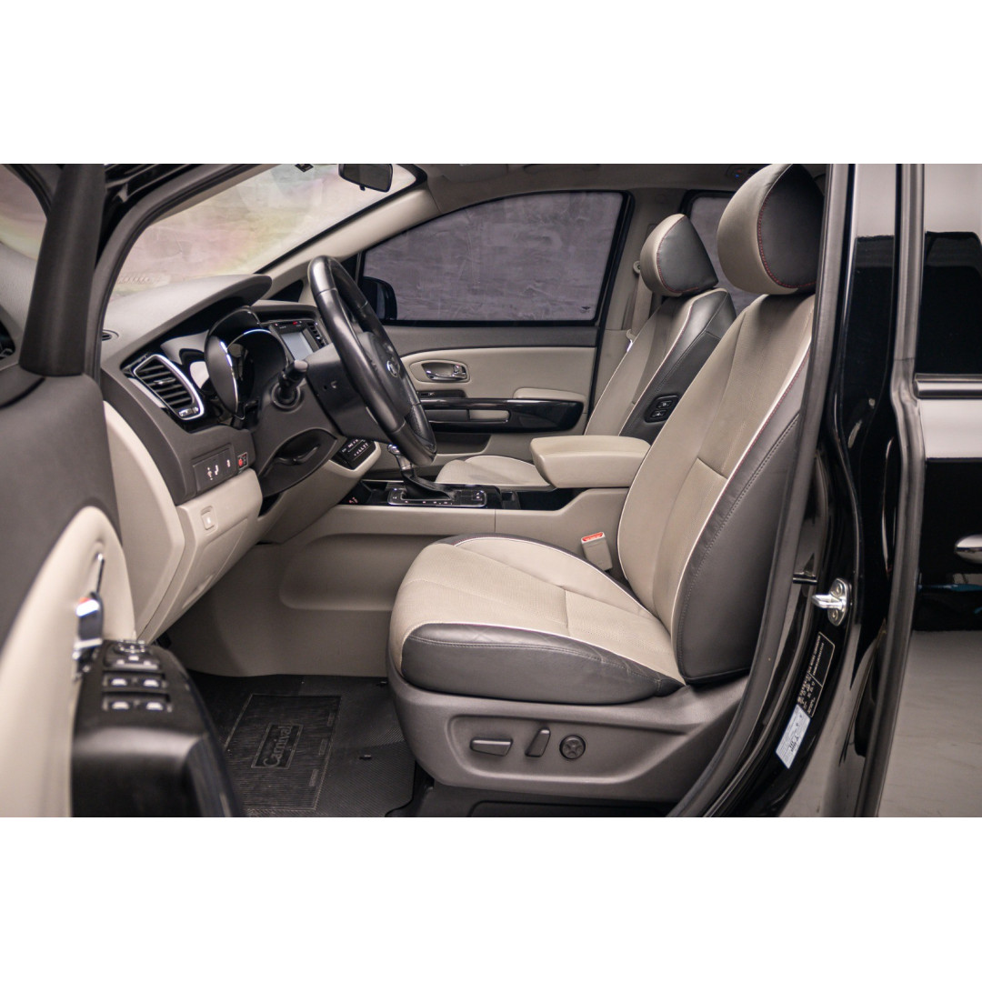KIA Carnival 3.3 V6 4P EX  AUTOMÁTCIO