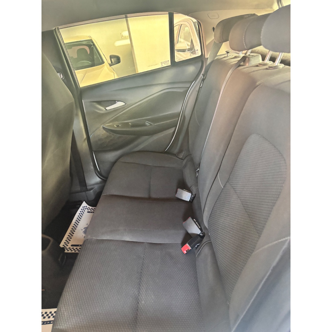 CHEVROLET Onix Hatch 1.0 4P FLEX LT2