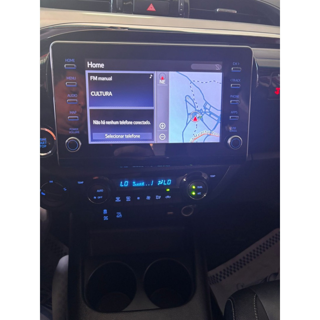 TOYOTA Hilux Caminhonete 2.8 16V SRV 4X4 DIESEL CABINE DUPLA AUTOMÁTICO