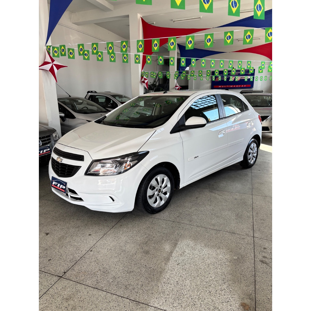 CHEVROLET Onix Hatch 1.0 4P FLEX JOY