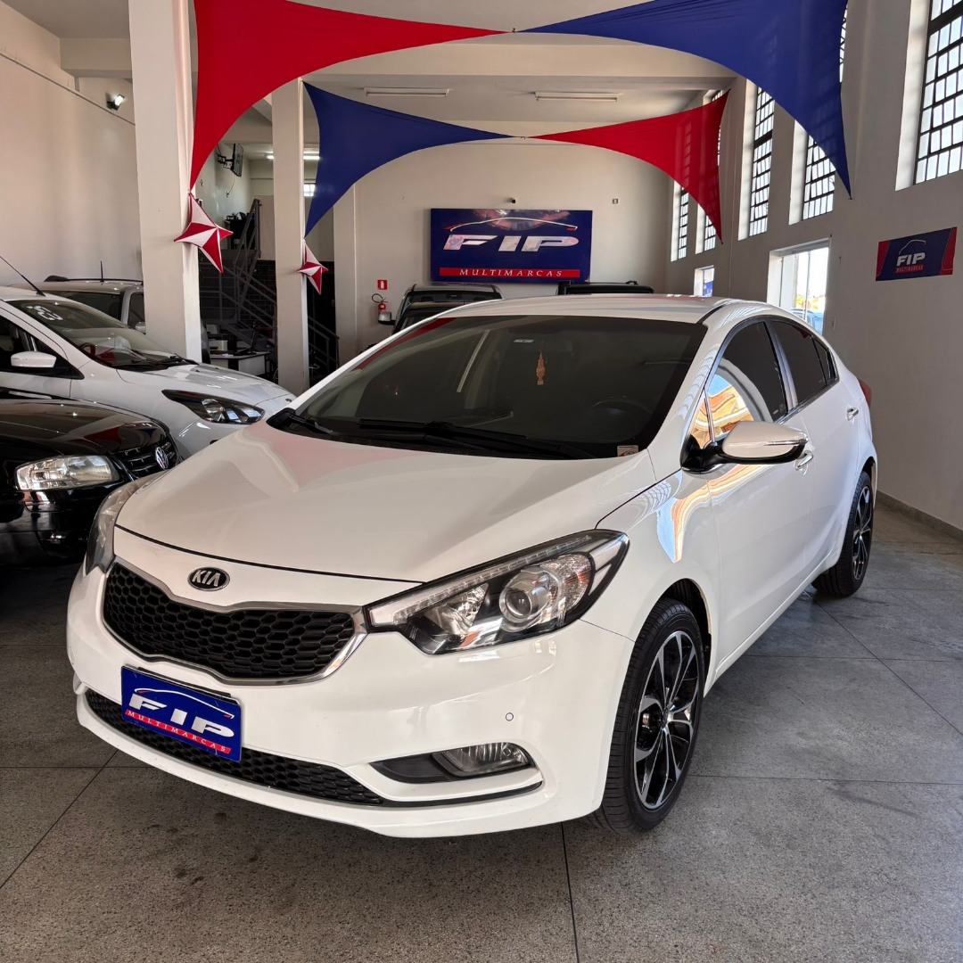 Cerato Sedan 1.6 16V 4P SX AUTOMÁTICO