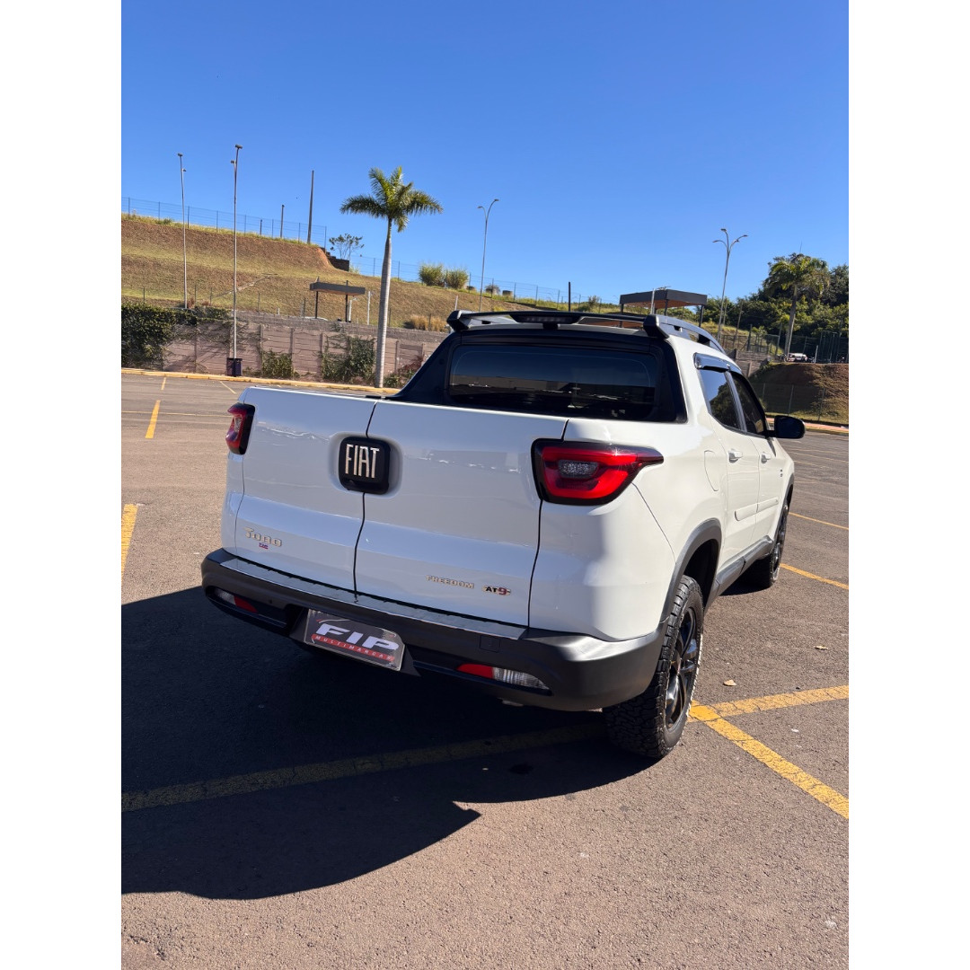 FIAT Toro 1.8 16V 4P FLEX FREEDOM AUTOMÁTICO