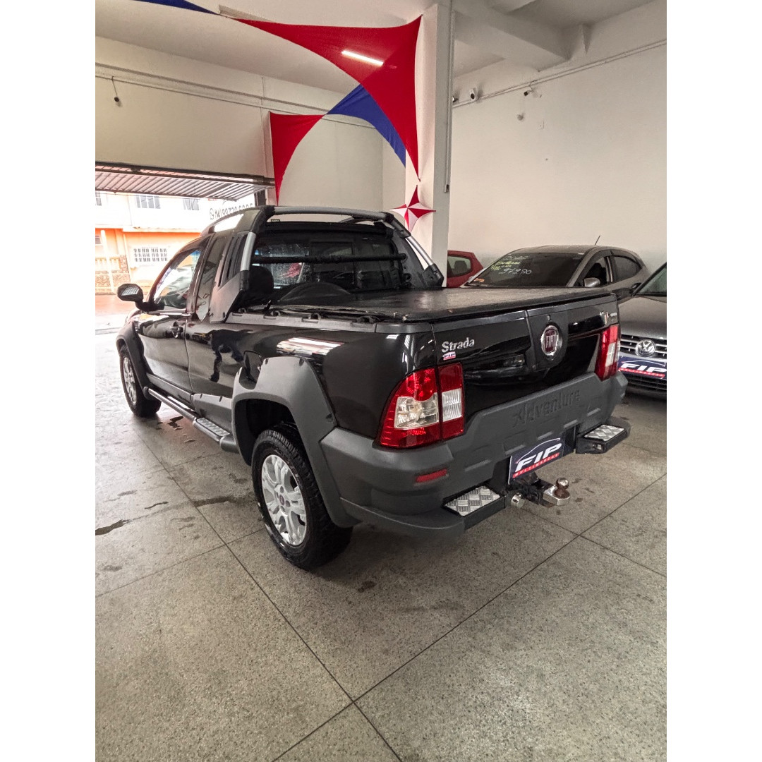FIAT Strada 1.8 16V FLEX ADVENTURE CABINE ESTENDIDA
