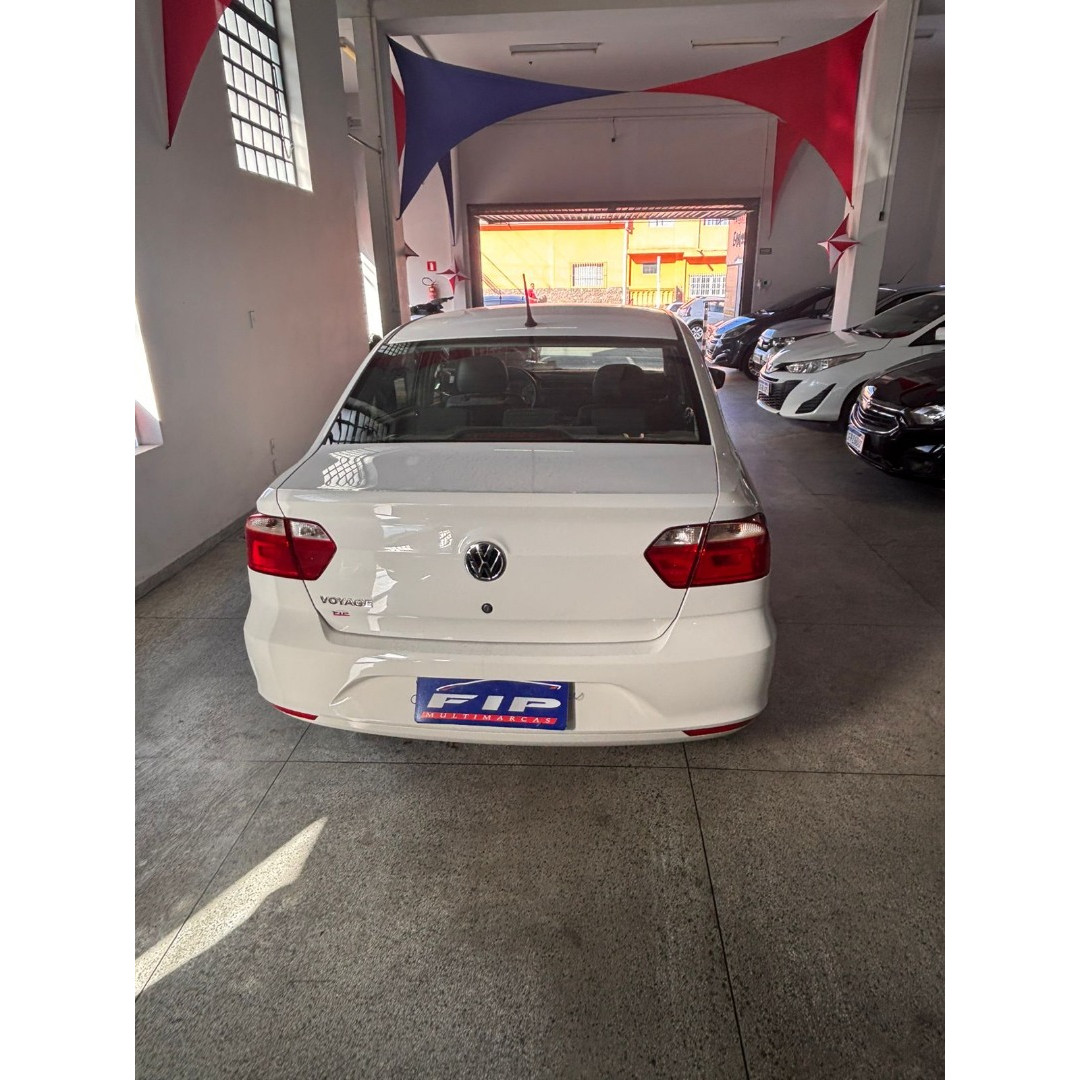 VOLKSWAGEN Voyage 1.0 4P FLEX